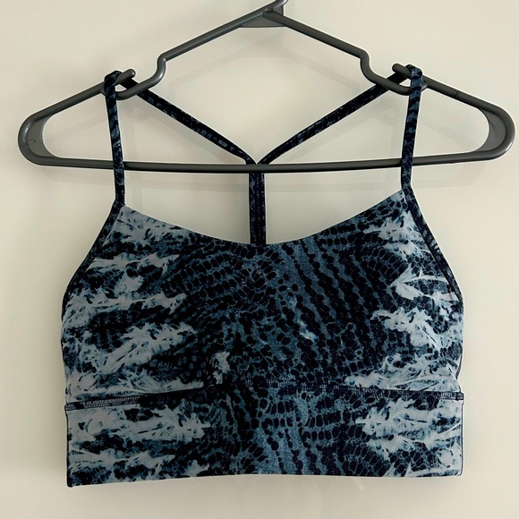 Lululemon sports bra size 10 - Picture 1 of 3